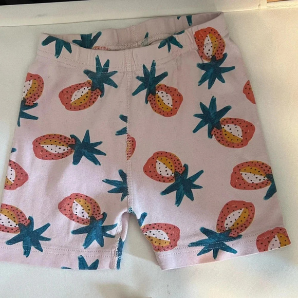 Hanna Andersson Other - Hanna Andersson Pajama Shorts Size 6-7 Fruit